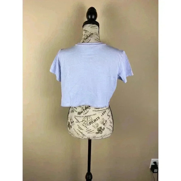 3/$25 Bundle of Women's Tee shirt-size M - Picture 8 of 9